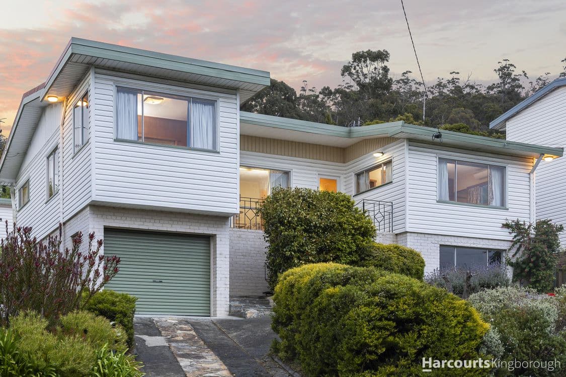 7 Illawong Crescent, TAROONA, TAS 7053, Taroona - Thumbnail 2