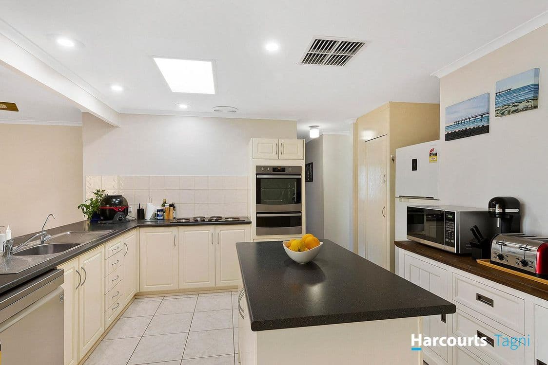 3 Larrimah Road, MORPHETT VALE, SA 5162, Morphett Vale - Thumbnail 5