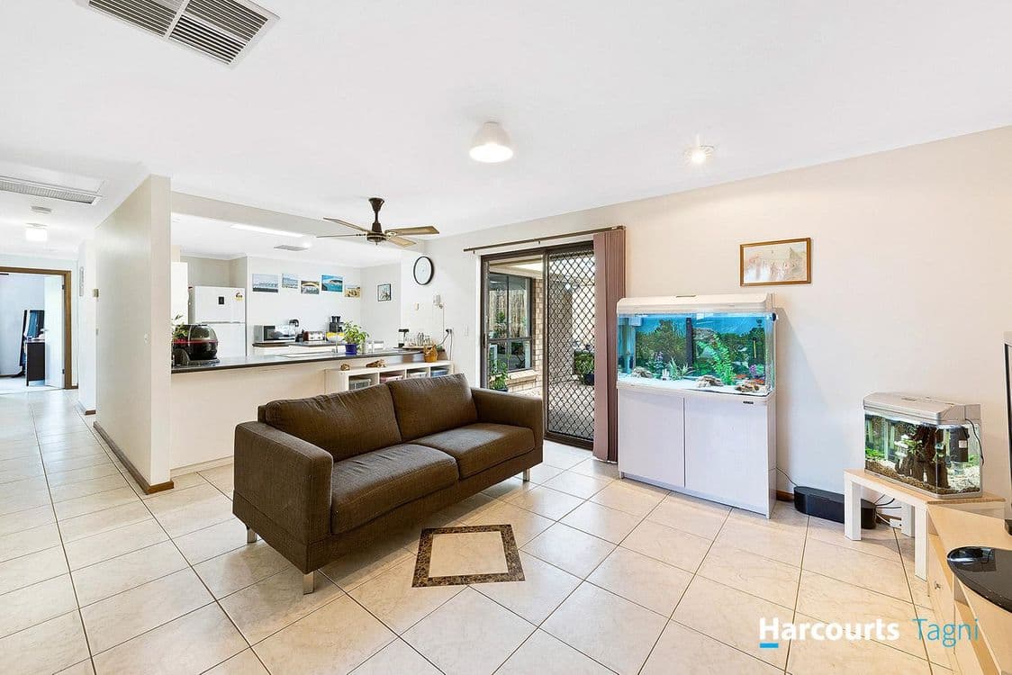 3 Larrimah Road, MORPHETT VALE, SA 5162, Morphett Vale - Thumbnail 7