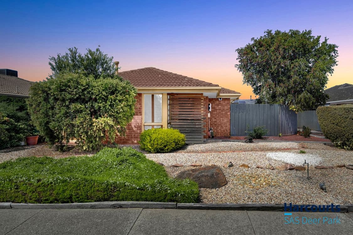 1/27 Coleridge Drive, DELAHEY, VIC 3037, Delahey - Thumbnail 2
