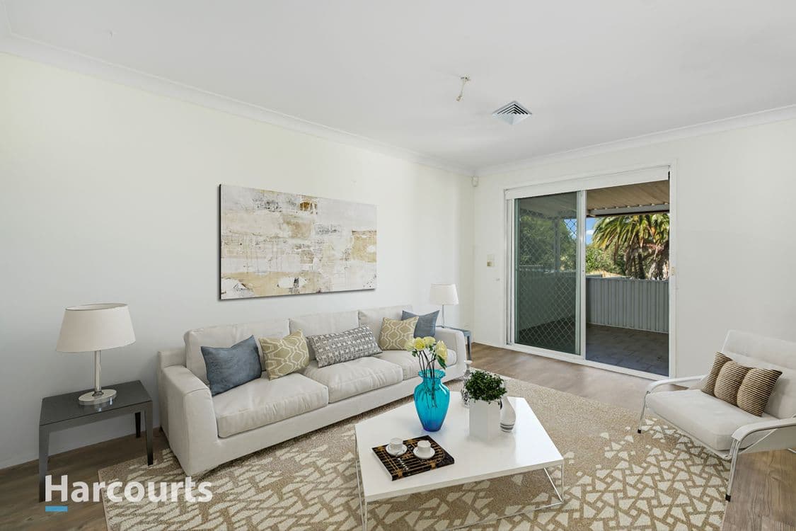 8 Hassett Place, ST CLAIR, NSW 2759, St Clair - Thumbnail 2