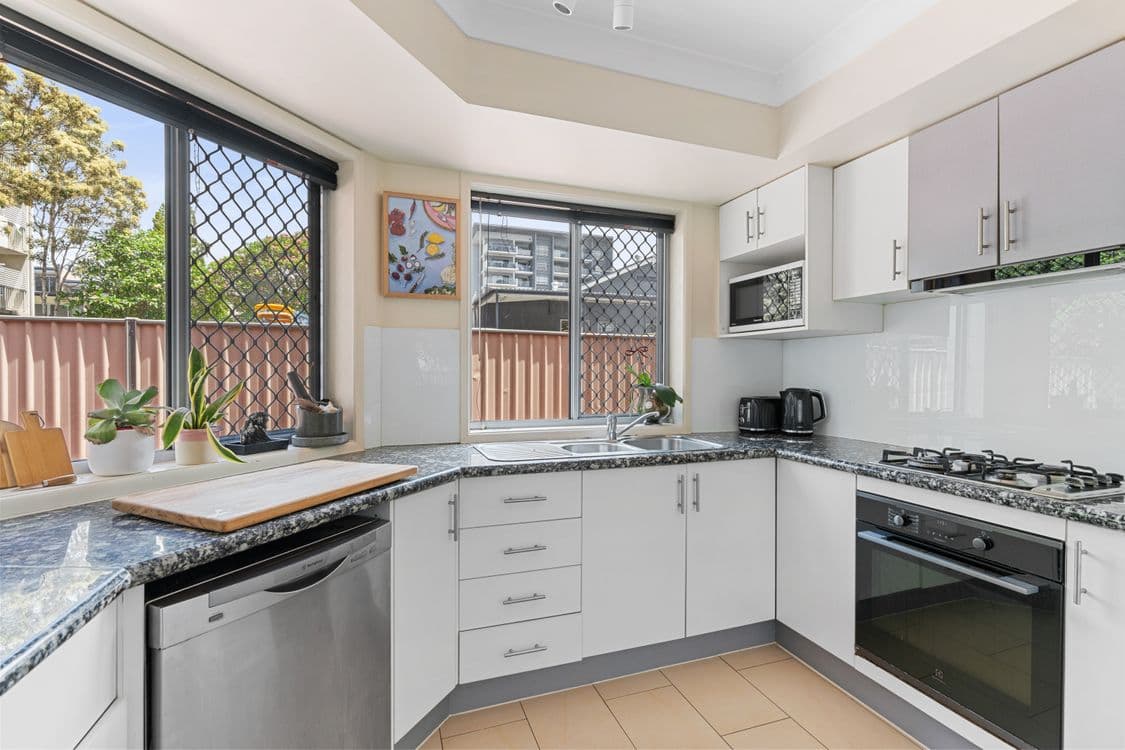 2/11 Duke Street, NUNDAH, QLD 4012, Nundah - Thumbnail 4