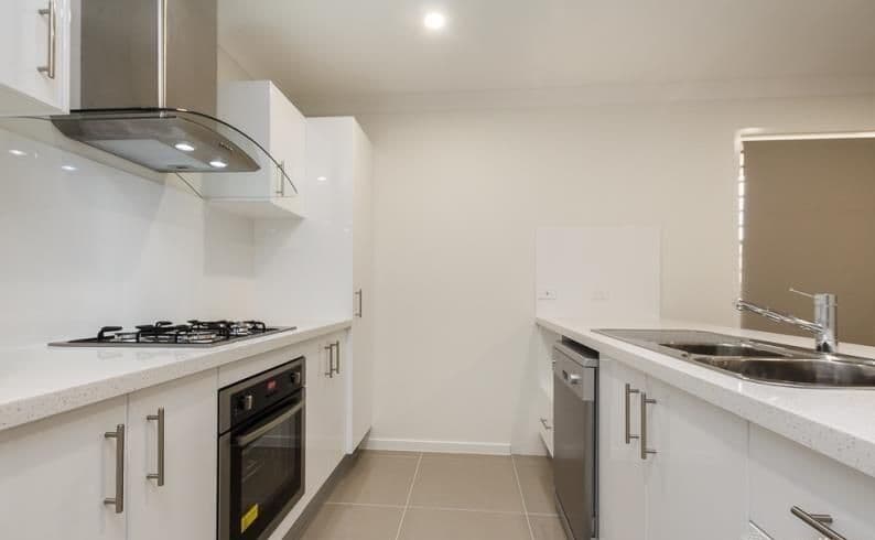 63 Skyblue Circuit, YARRABILBA, QLD 4207, Yarrabilba - Thumbnail 2