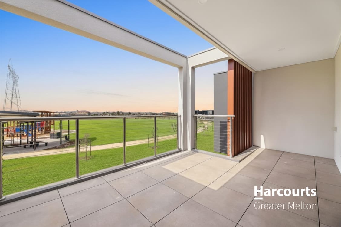 23 Sotterra Walk, FRASER RISE, VIC 3336, Fraser Rise - Thumbnail 2