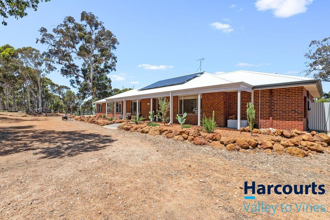26 Guernsey Rise, LOWER CHITTERING, WA 6084, Lower Chittering - Thumbnail 4