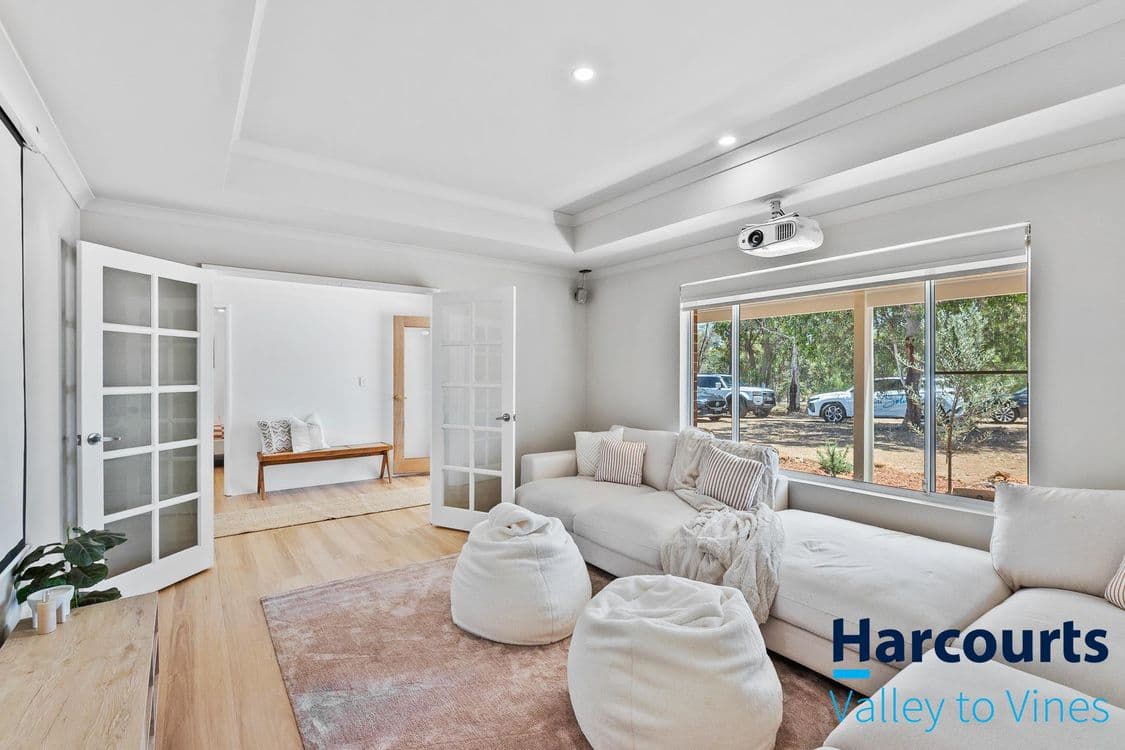 26 Guernsey Rise, LOWER CHITTERING, WA 6084, Lower Chittering - Thumbnail 6
