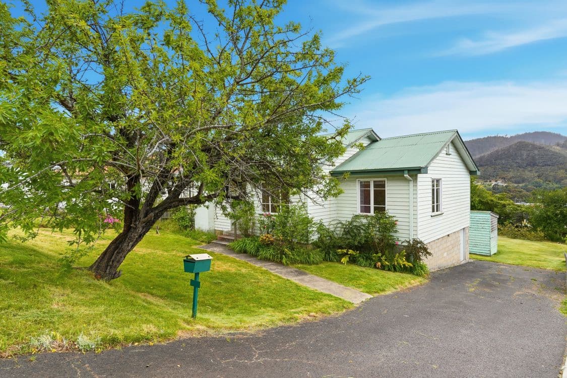 236 Cambridge Road, WARRANE, TAS 7018, Warrane - Thumbnail 2