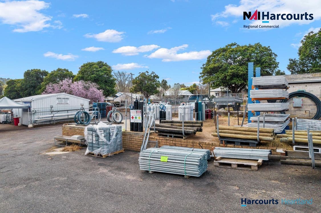 13-17 Steere Street, BRIDGETOWN, WA 6255, Bridgetown - Thumbnail 4
