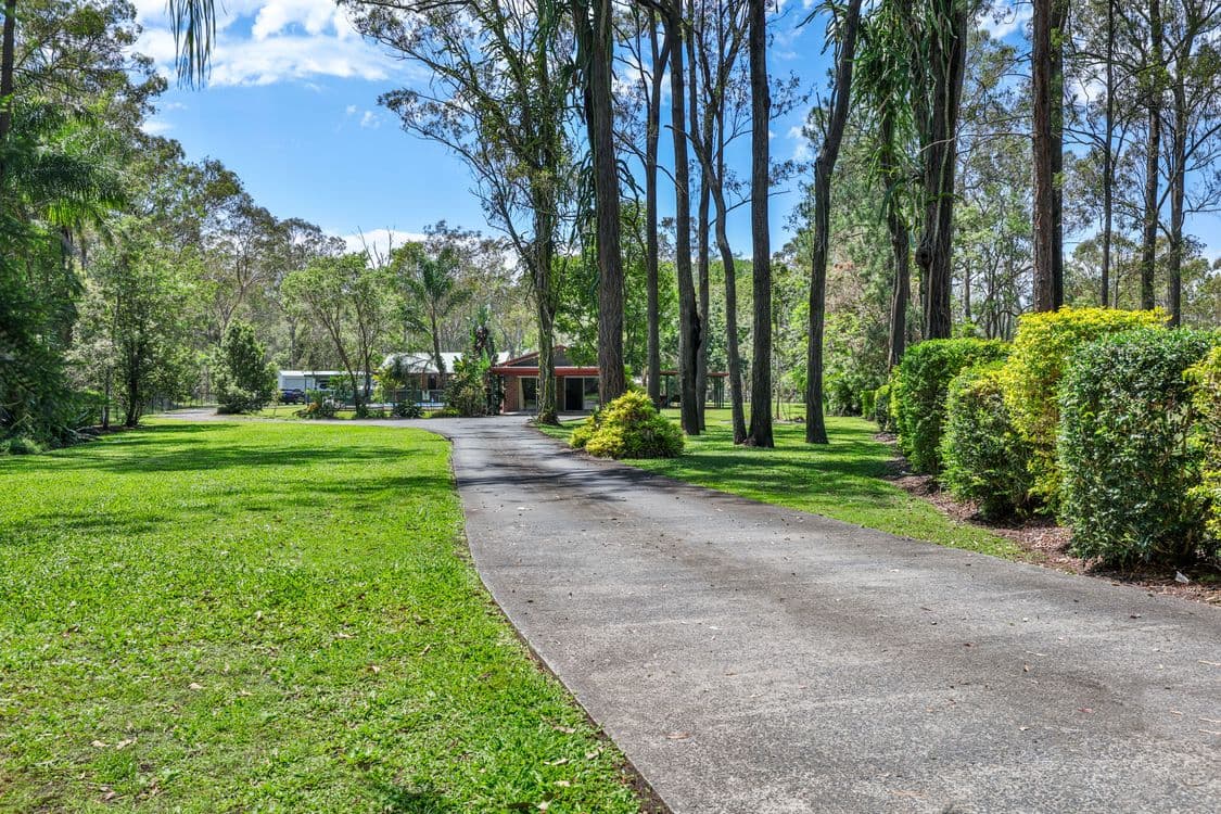 94 Maranoa Drive, LOGAN VILLAGE, QLD 4207, Logan Village - Thumbnail 2