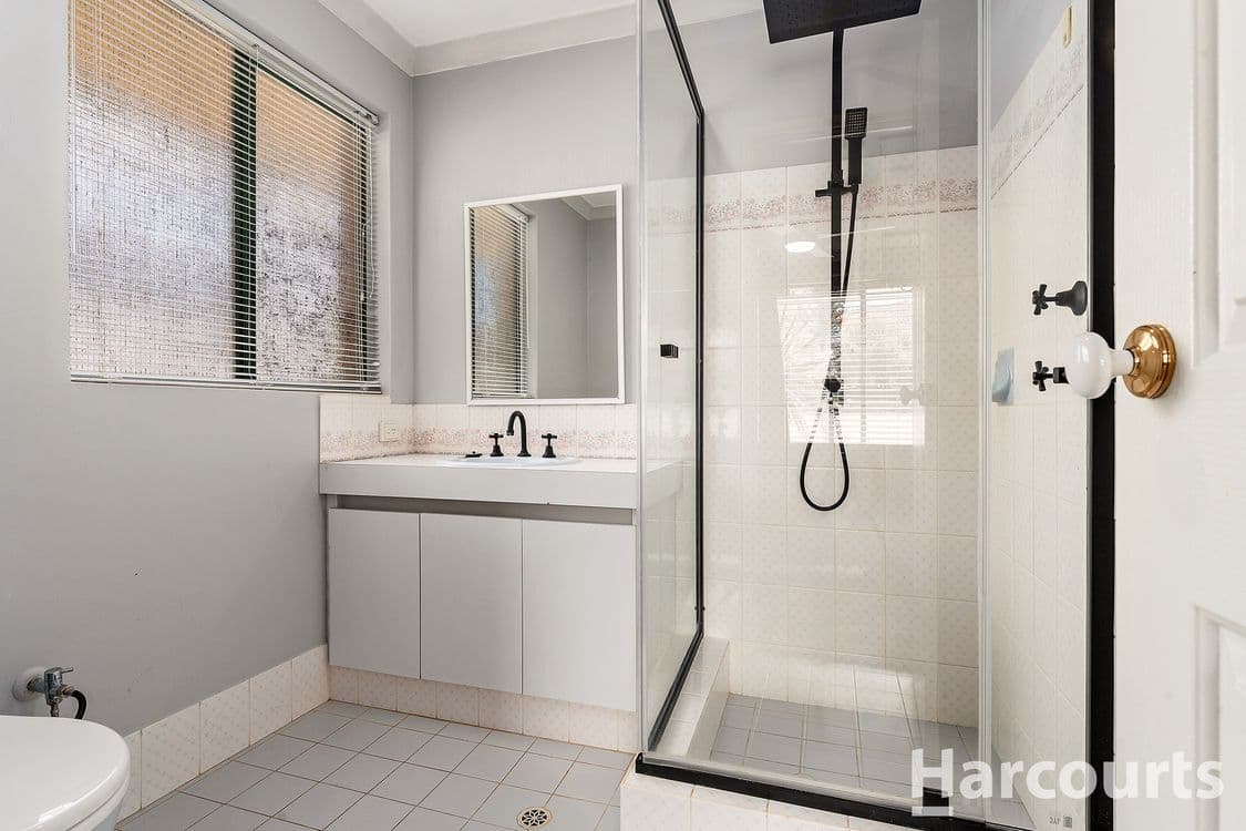 10 Bucentaur Place, HALLS HEAD, WA 6210, Halls Head - Thumbnail 7