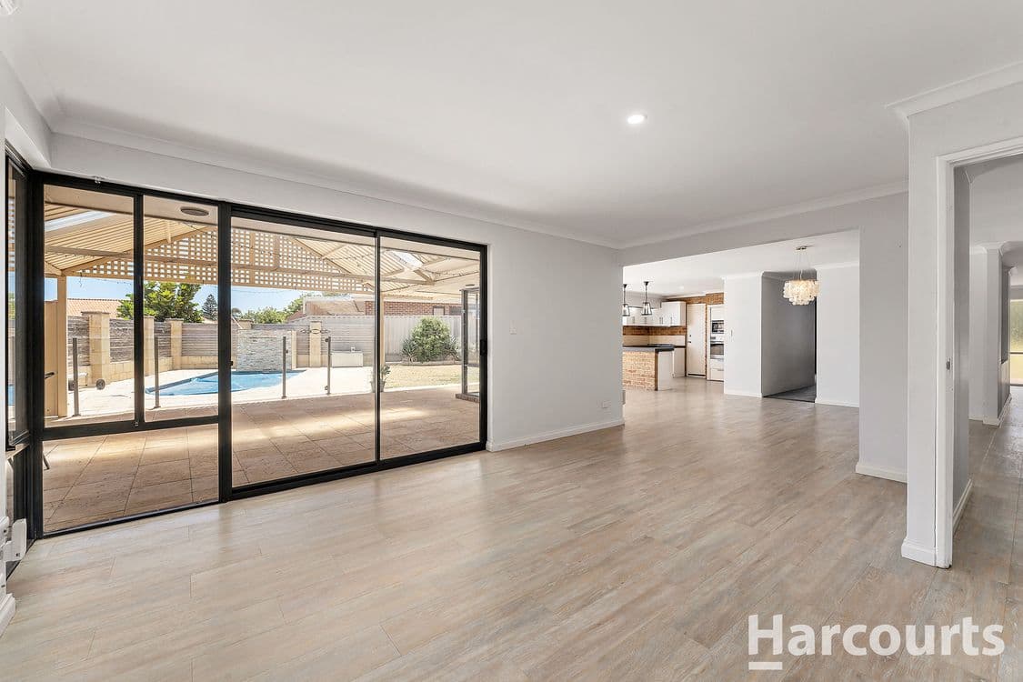 10 Bucentaur Place, HALLS HEAD, WA 6210, Halls Head - Thumbnail 8