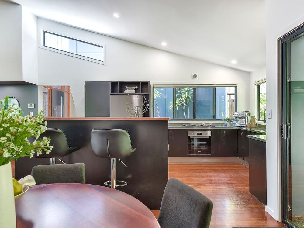 17 Davander Close, THE GAP, QLD 4061, The Gap - Thumbnail 3
