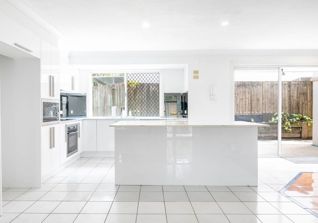 2/143 Cotlew Street, ASHMORE, QLD 4214, Ashmore - Thumbnail 7