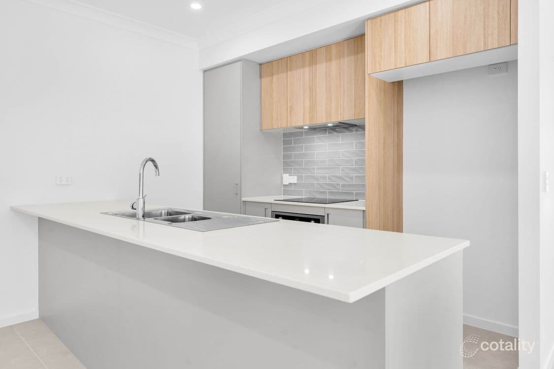 1 Bradfield Street, RIPLEY, QLD 4306, Ripley - Thumbnail 2
