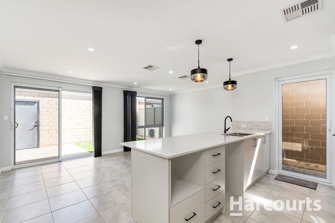 176 Graceful Boulevard, ALKIMOS, WA 6038, Alkimos - Thumbnail 8