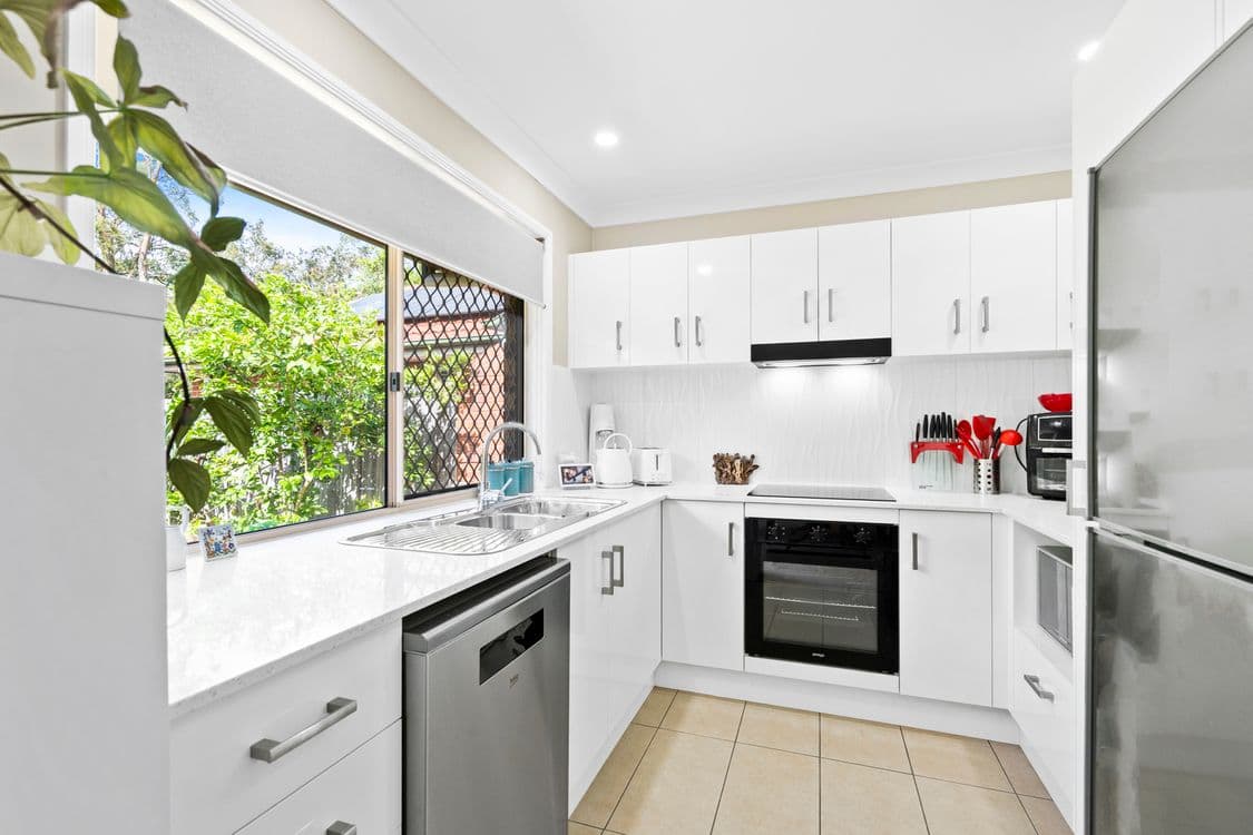 44 Kawana Crescent, CORNUBIA, QLD 4130, Cornubia - Thumbnail 3