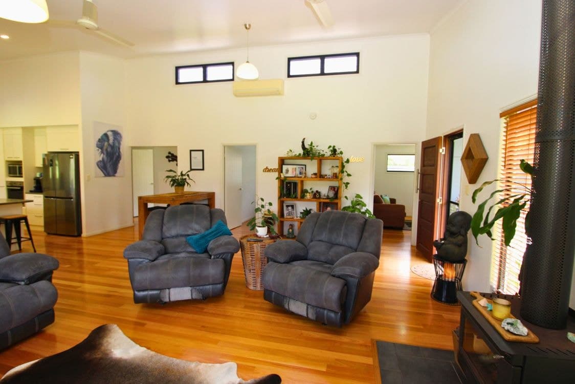 1487 Moorlands Road, MOORLAND, QLD 4670, Moorland - Thumbnail 6