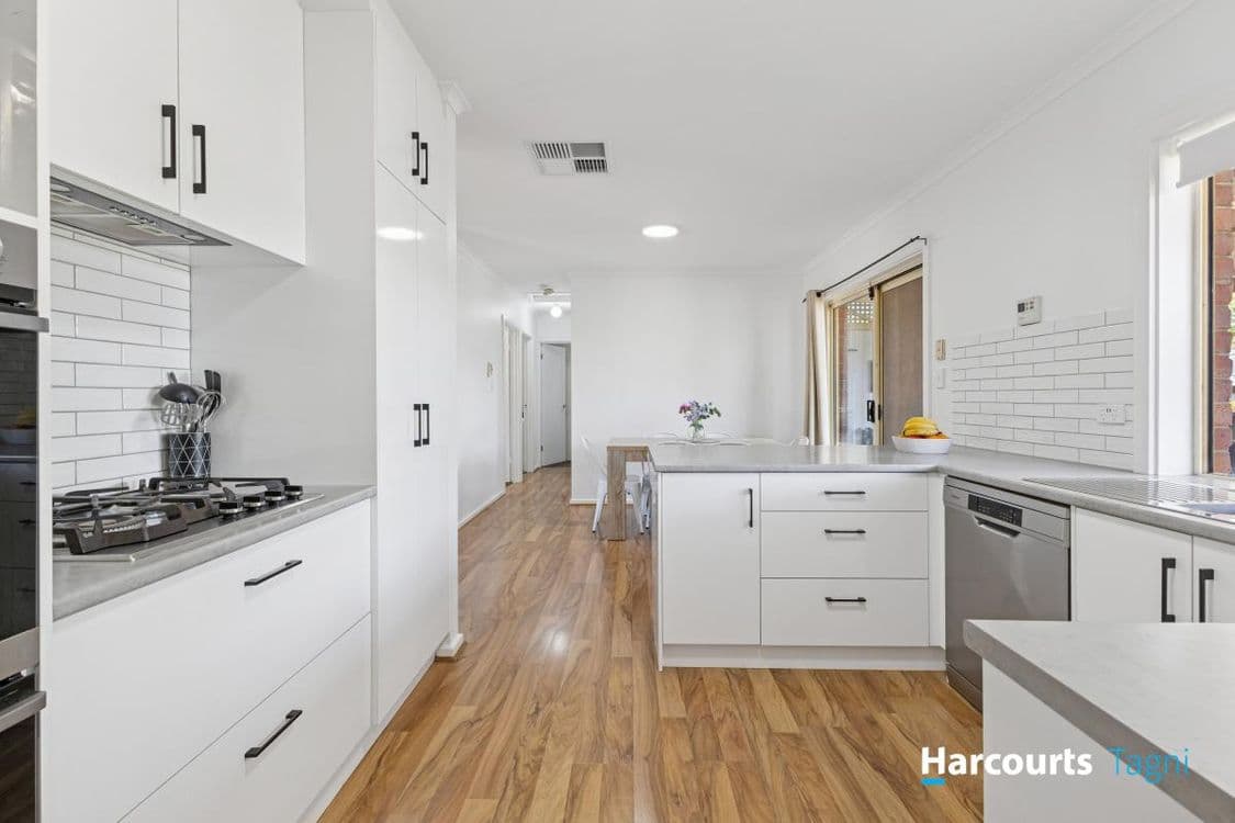 28 Oakridge Rise, HUNTFIELD HEIGHTS, SA 5163, Huntfield Heights - Thumbnail 6