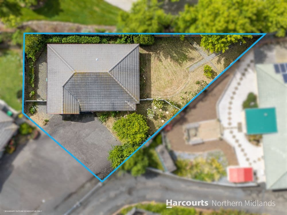 2/18 Swan Avenue, LONGFORD, TAS 7301, Longford - Thumbnail 2