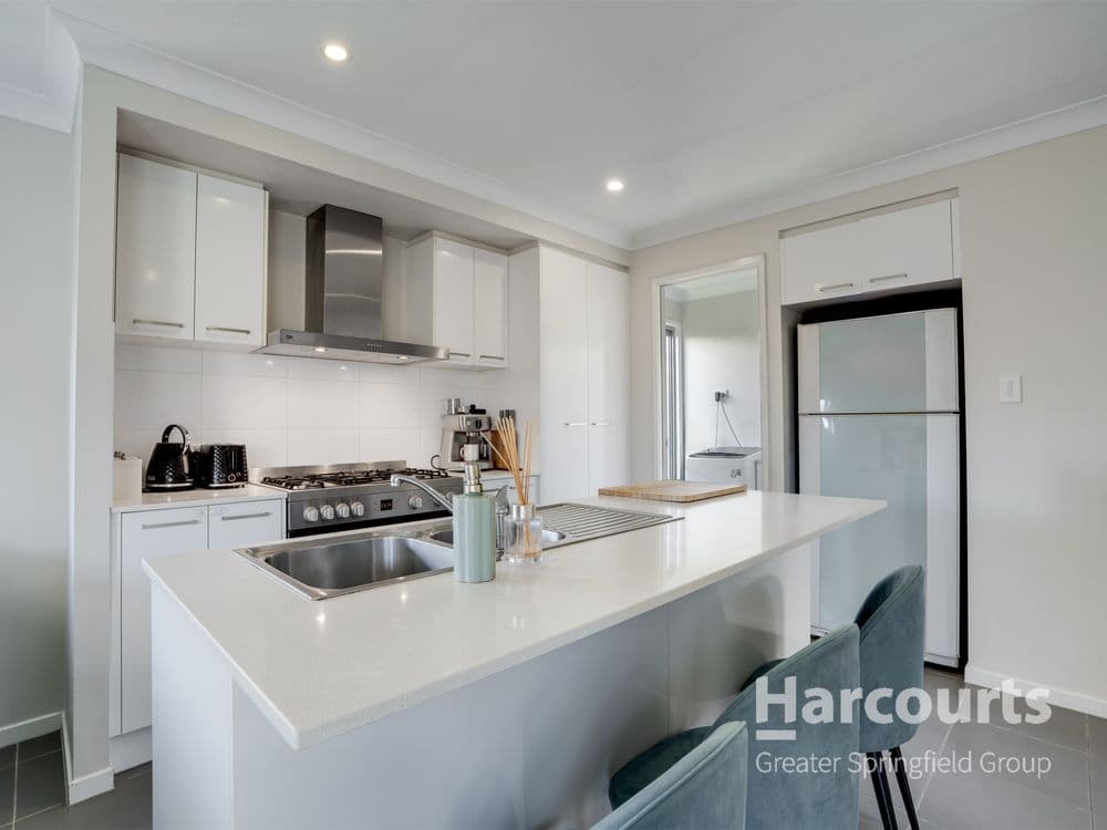 21 Archer Crescent, REDBANK PLAINS, QLD 4301, Redbank Plains - Thumbnail 5
