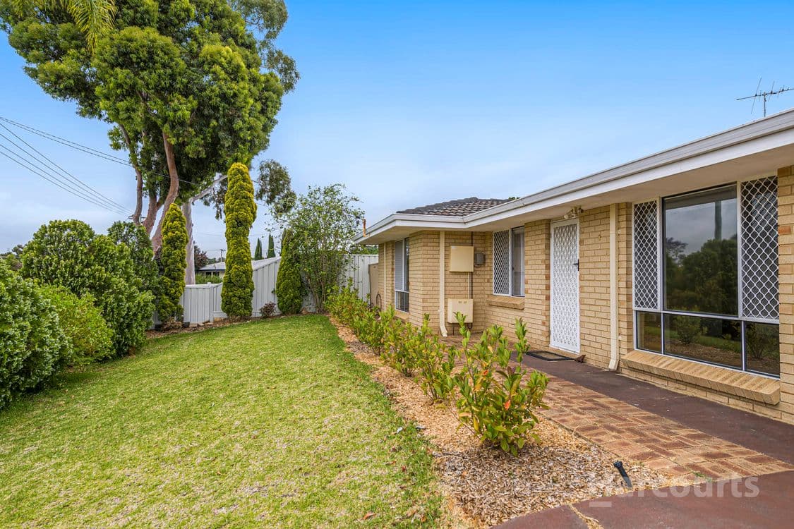 10 Lupin Court, HOCKING, WA 6065, Hocking - Thumbnail 3