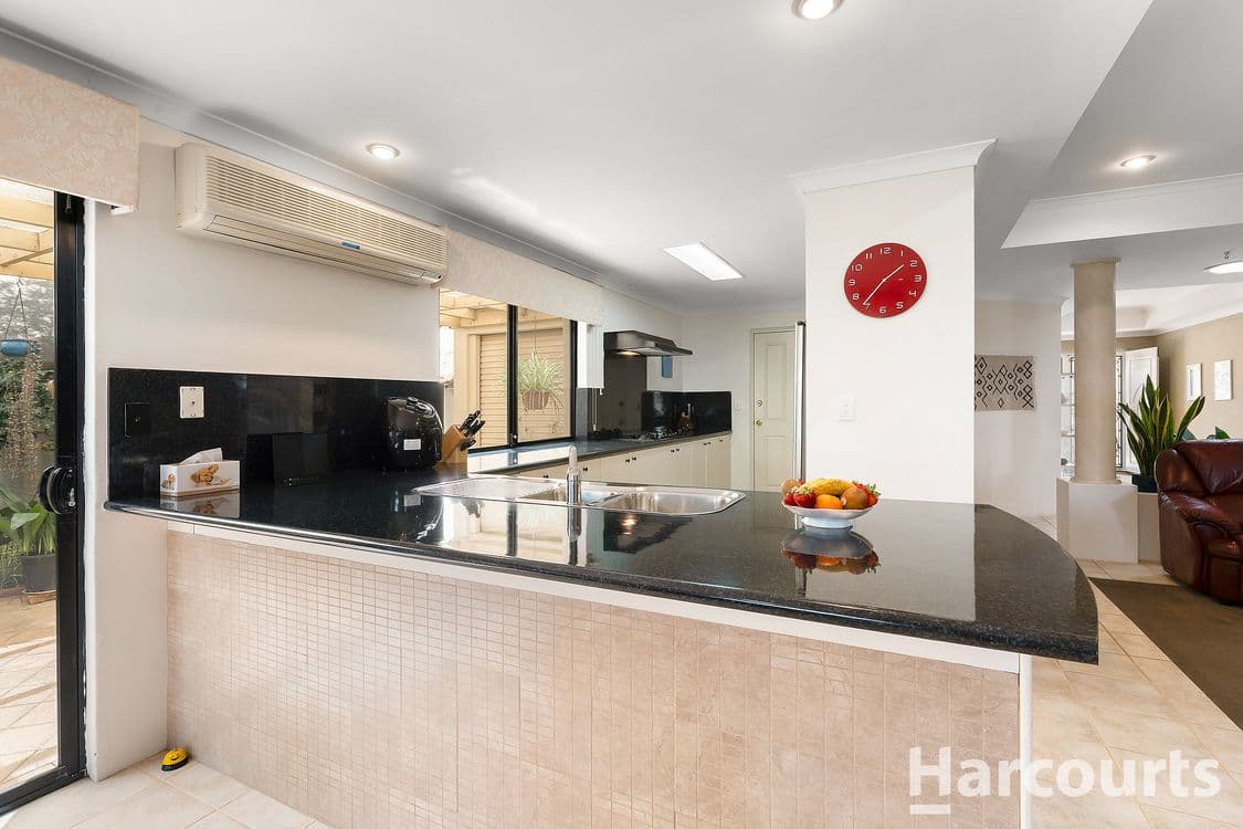 13 Rousham Crescent, ERSKINE, WA 6210, Erskine - Thumbnail 6
