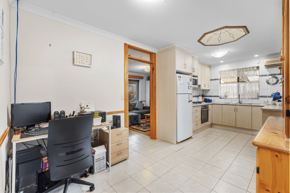 112 Highclere Boulevard, MARANGAROO, WA 6064, Marangaroo - Thumbnail 8