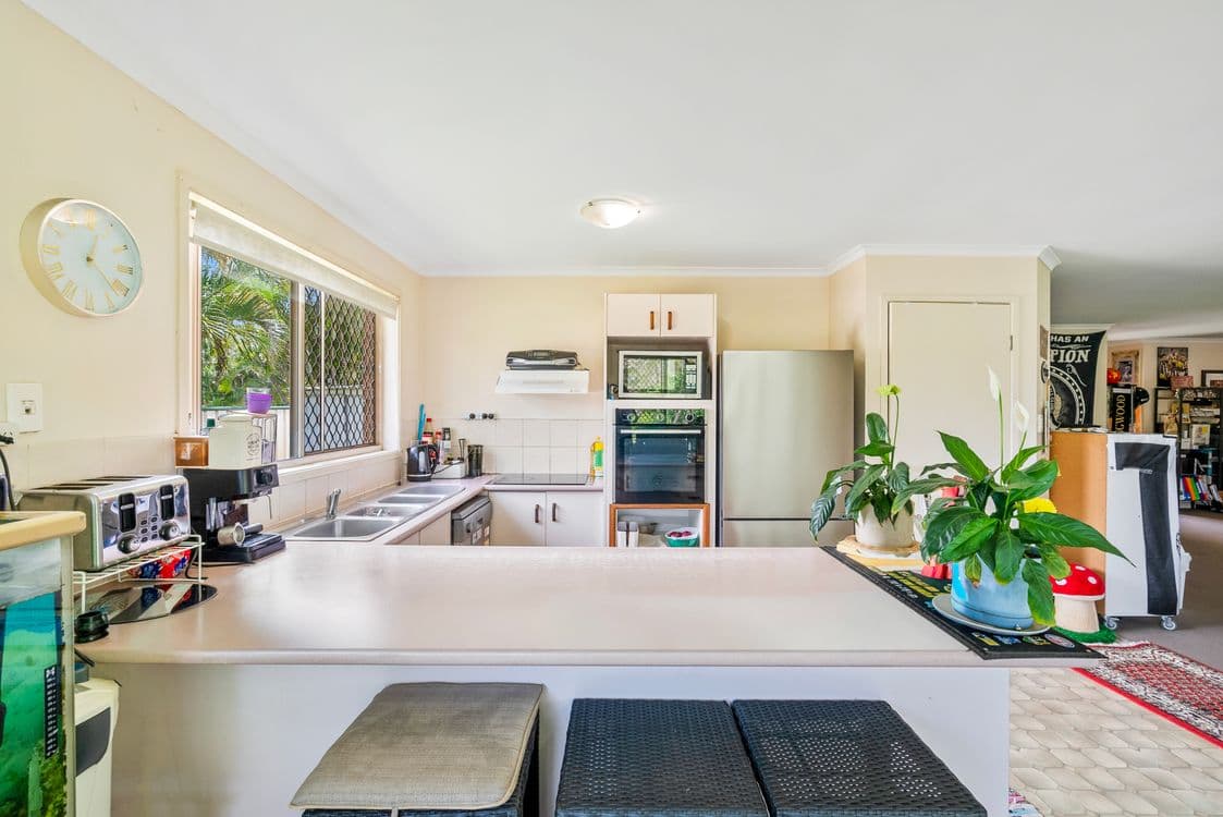 12 Marilyn Monroe Court, PARKWOOD, QLD 4214, Parkwood - Thumbnail 2