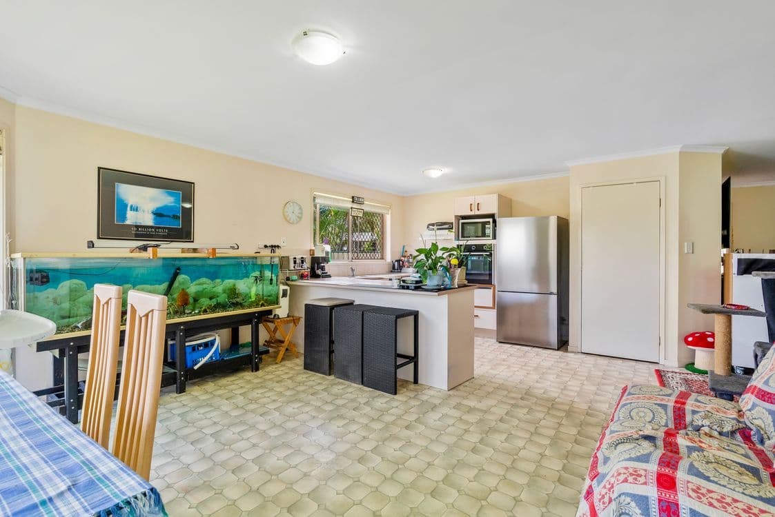 12 Marilyn Monroe Court, PARKWOOD, QLD 4214, Parkwood - Thumbnail 4