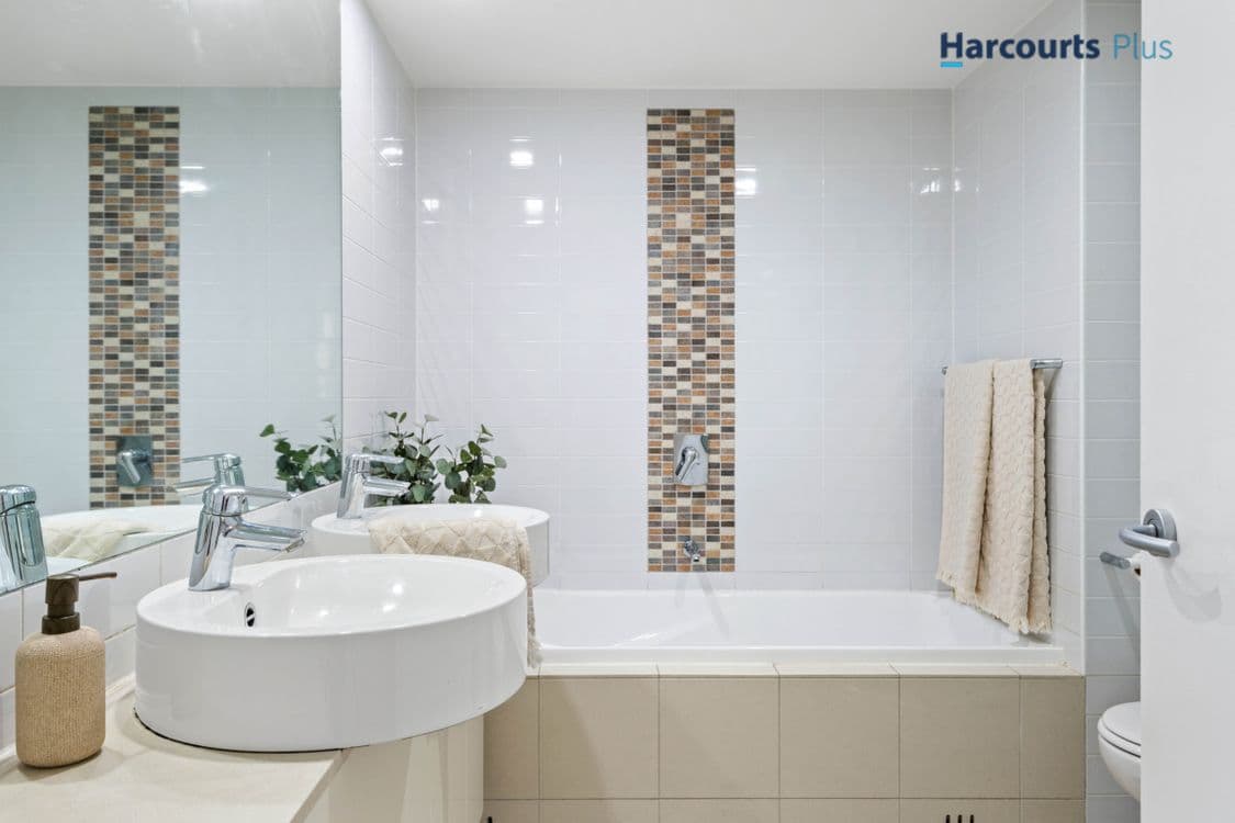 205/19 Holdfast Promenade, GLENELG, SA 5045, Glenelg - Thumbnail 5