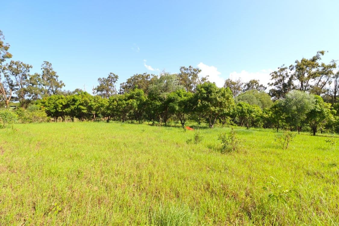12 GOODWOOD ROAD, CHILDERS, QLD 4660, Childers - Thumbnail 8