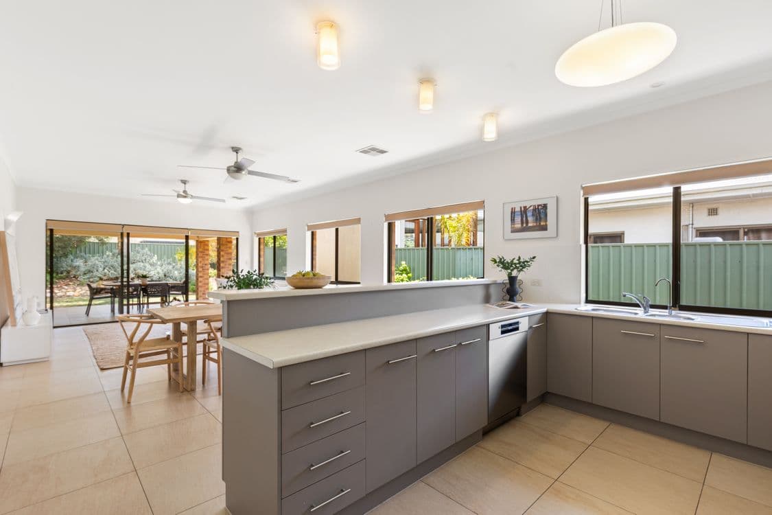 7 Kirkcaldy Avenue, GRANGE, SA 5022, Grange - Thumbnail 6