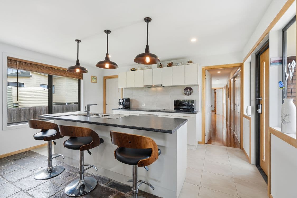37 Bay Street, DUNALLEY, TAS 7177, Dunalley - Thumbnail 3