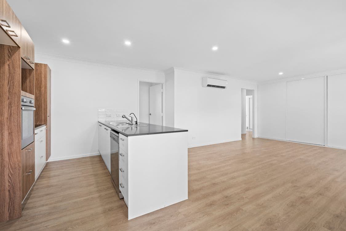 148 Bankswood Drive, REDLAND BAY, QLD 4165, Redland Bay - Thumbnail 6