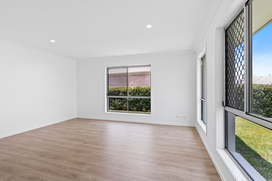 148 Bankswood Drive, REDLAND BAY, QLD 4165, Redland Bay - Thumbnail 8