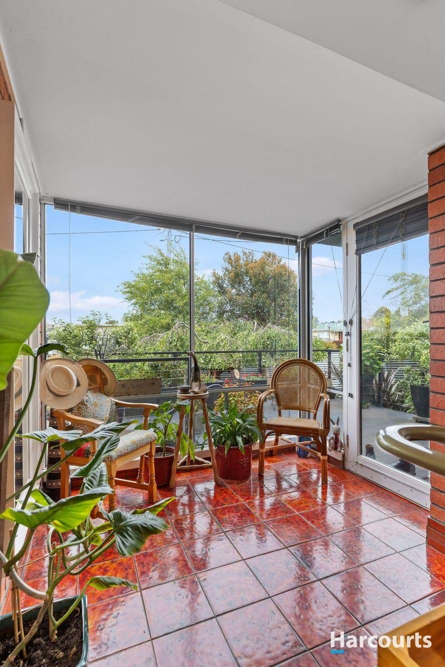 10 Warruga Place, DEVONPORT, TAS 7310, Devonport - Thumbnail 6