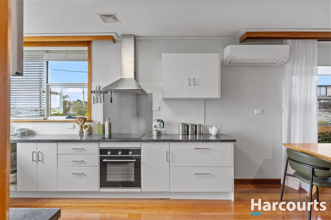 10 Warruga Place, DEVONPORT, TAS 7310, Devonport - Thumbnail 8