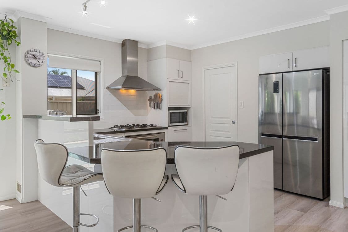 28 Giordano Place, BELMONT, QLD 4153, Belmont - Thumbnail 5