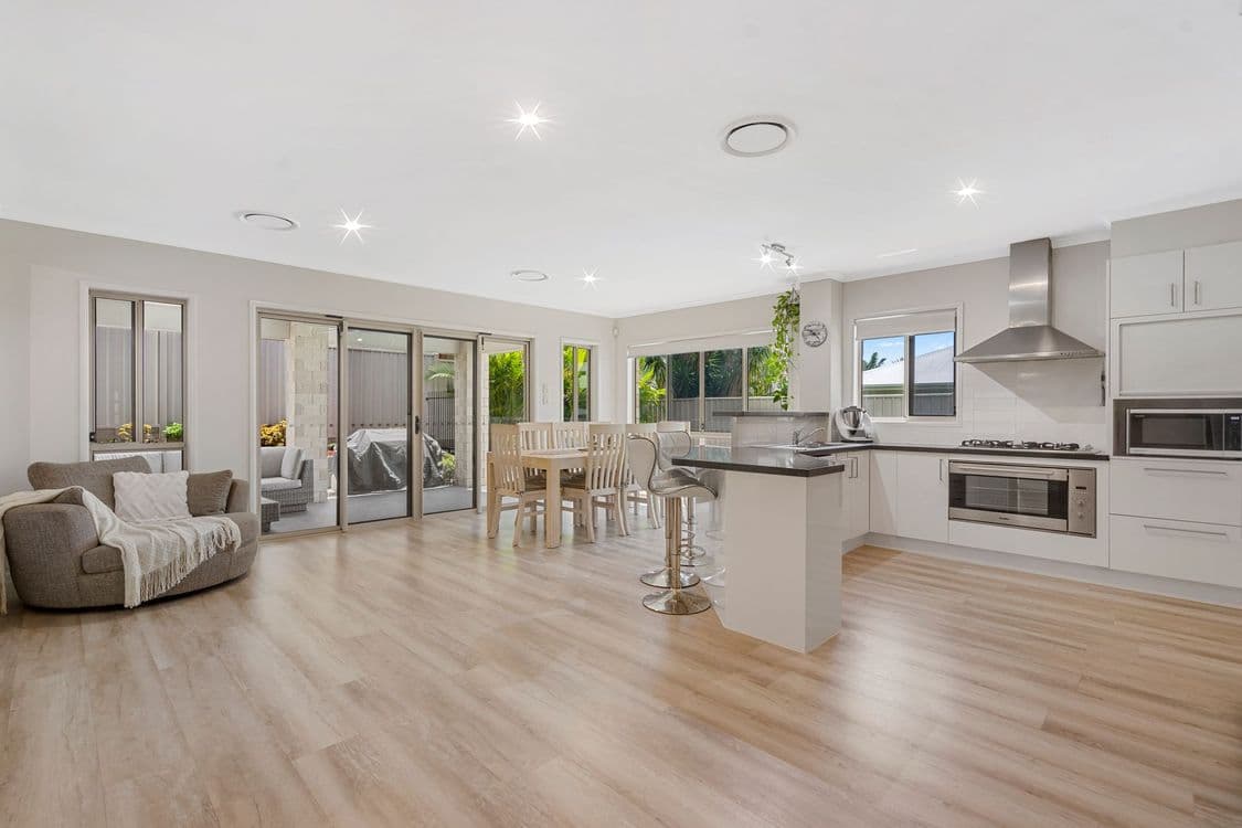 28 Giordano Place, BELMONT, QLD 4153, Belmont - Thumbnail 6