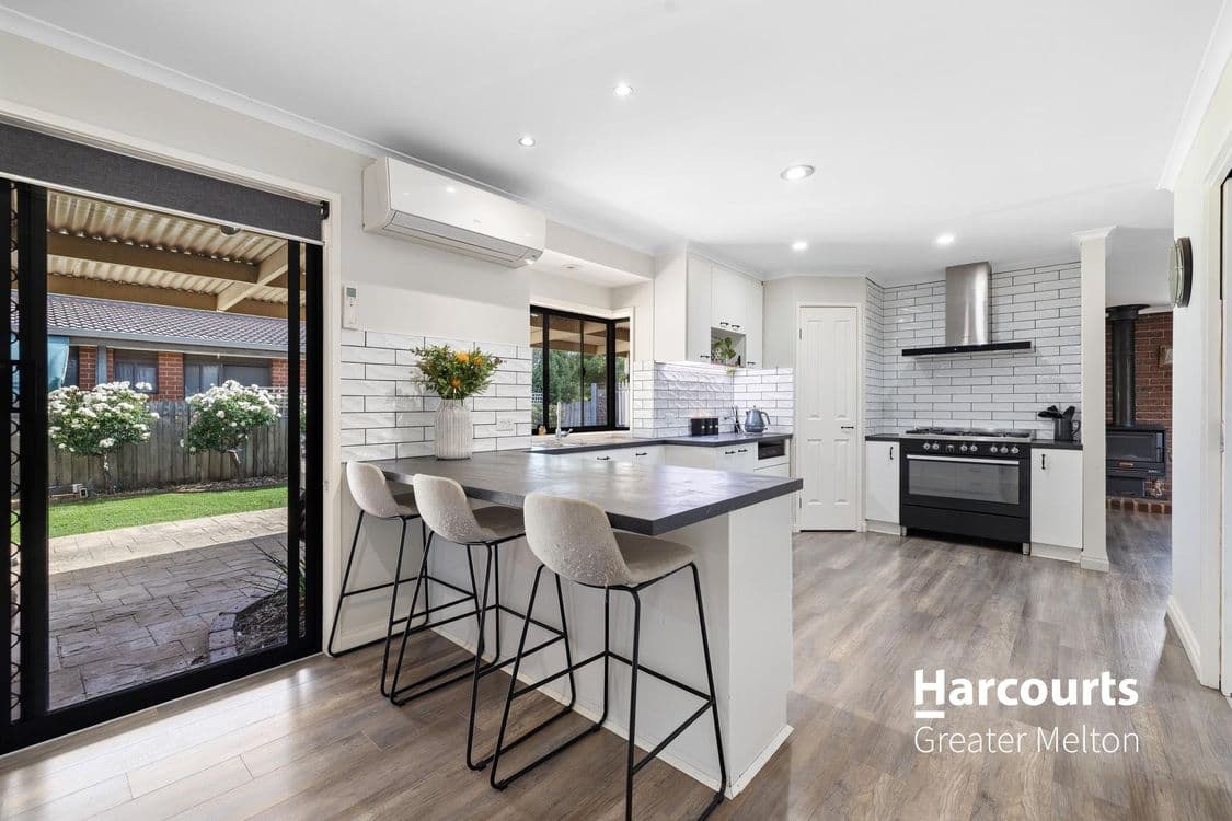 59 Smoult Drive, KURUNJANG, VIC 3337, Kurunjang - Thumbnail 4