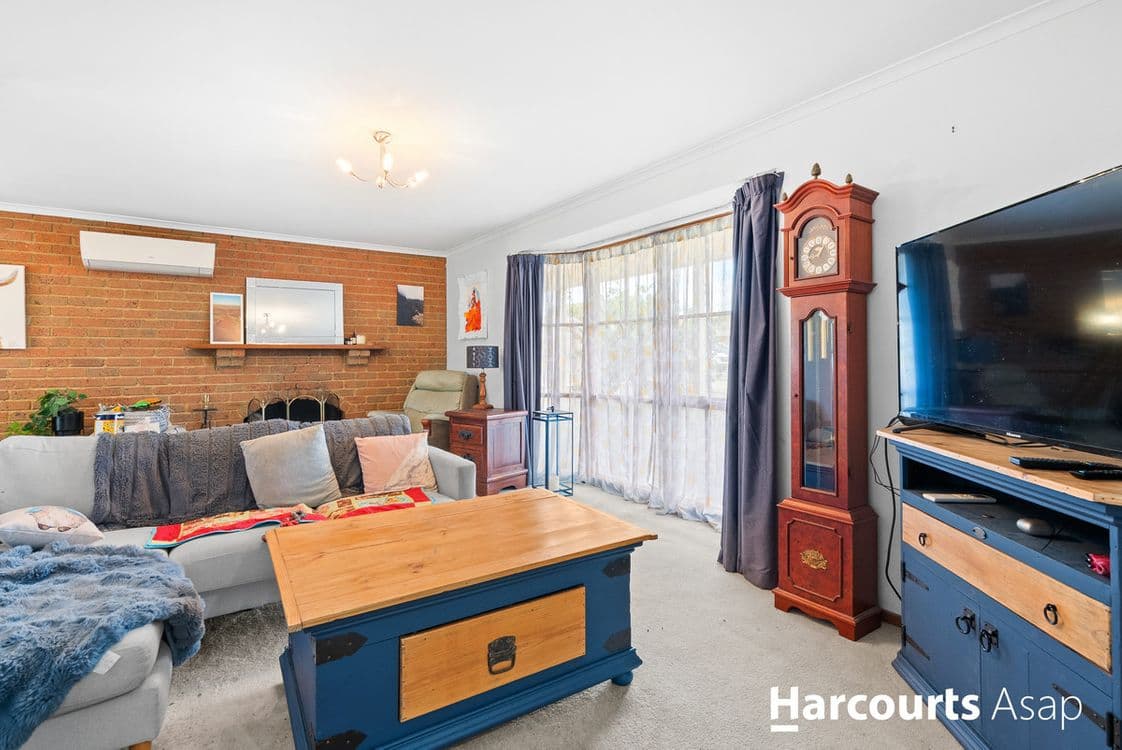 12 Fleetwood Drive, NARRE WARREN, VIC 3805, Narre Warren - Thumbnail 2