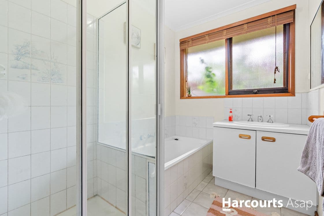 12 Fleetwood Drive, NARRE WARREN, VIC 3805, Narre Warren - Thumbnail 7
