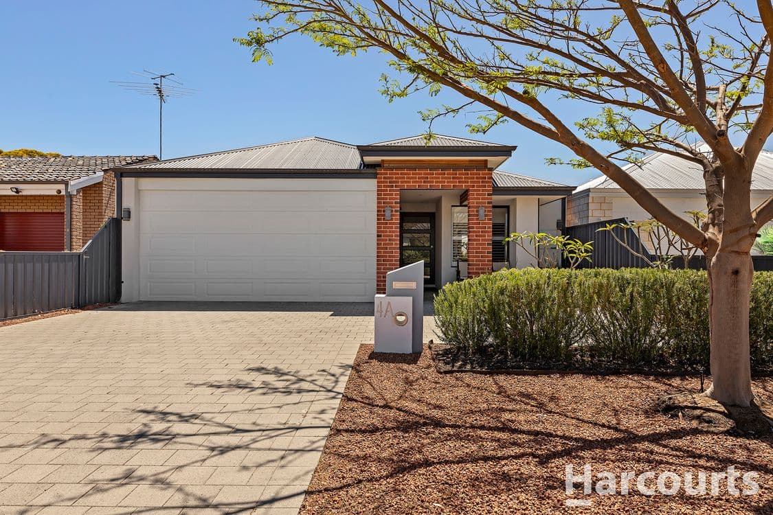 4A Loxton Street, DUDLEY PARK, WA 6210, Dudley Park - Thumbnail 3