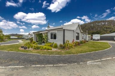 6 Griffin Place, SULPHUR CREEK, TAS 7316, Sulphur Creek - Image 1