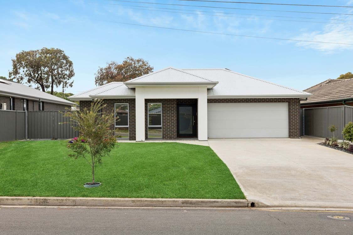 14 Warburton Road, VALLEY VIEW, SA 5093, Valley View - Thumbnail 4