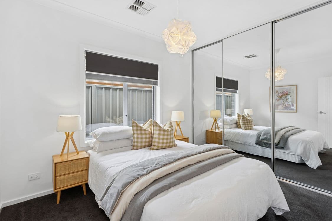 14 Warburton Road, VALLEY VIEW, SA 5093, Valley View - Thumbnail 8