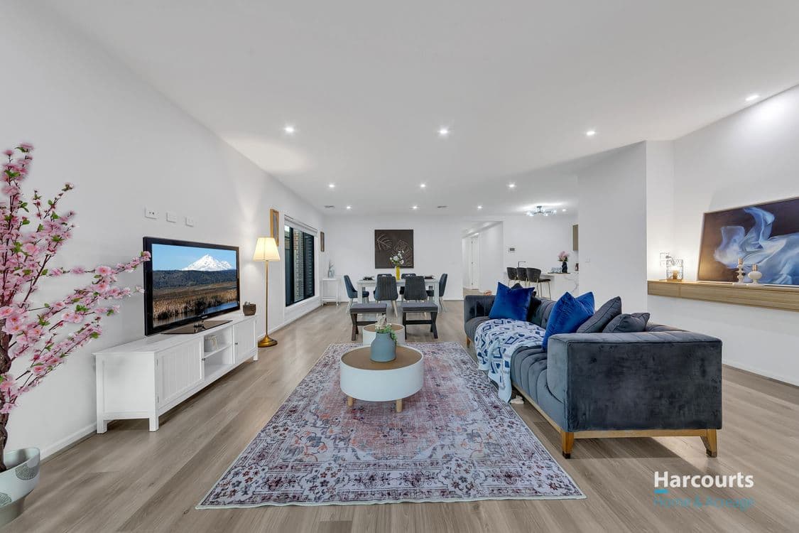 8 Whinstone Avenue, CLYDE, VIC 3978, Clyde - Thumbnail 2