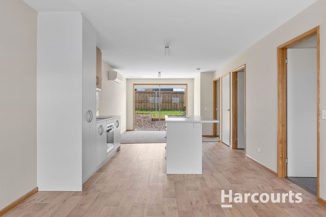 9/14 Hawkes Place, SCOTTSDALE, TAS 7260, Scottsdale - Thumbnail 3