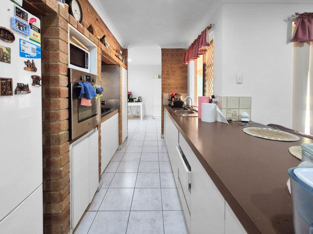 8 Twining Place, MIRRABOOKA, WA 6061, Mirrabooka - Thumbnail 3