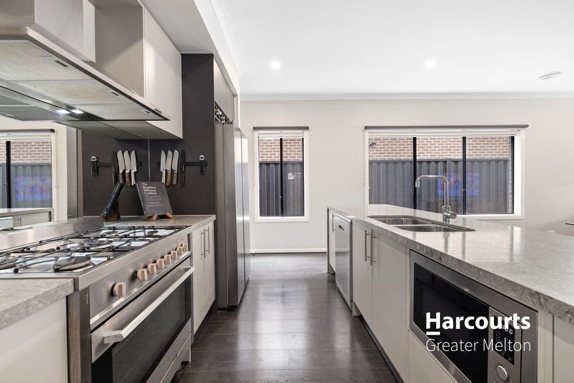 14 Odyssey Boulevard, TARNEIT, VIC 3029, Tarneit - Thumbnail 6